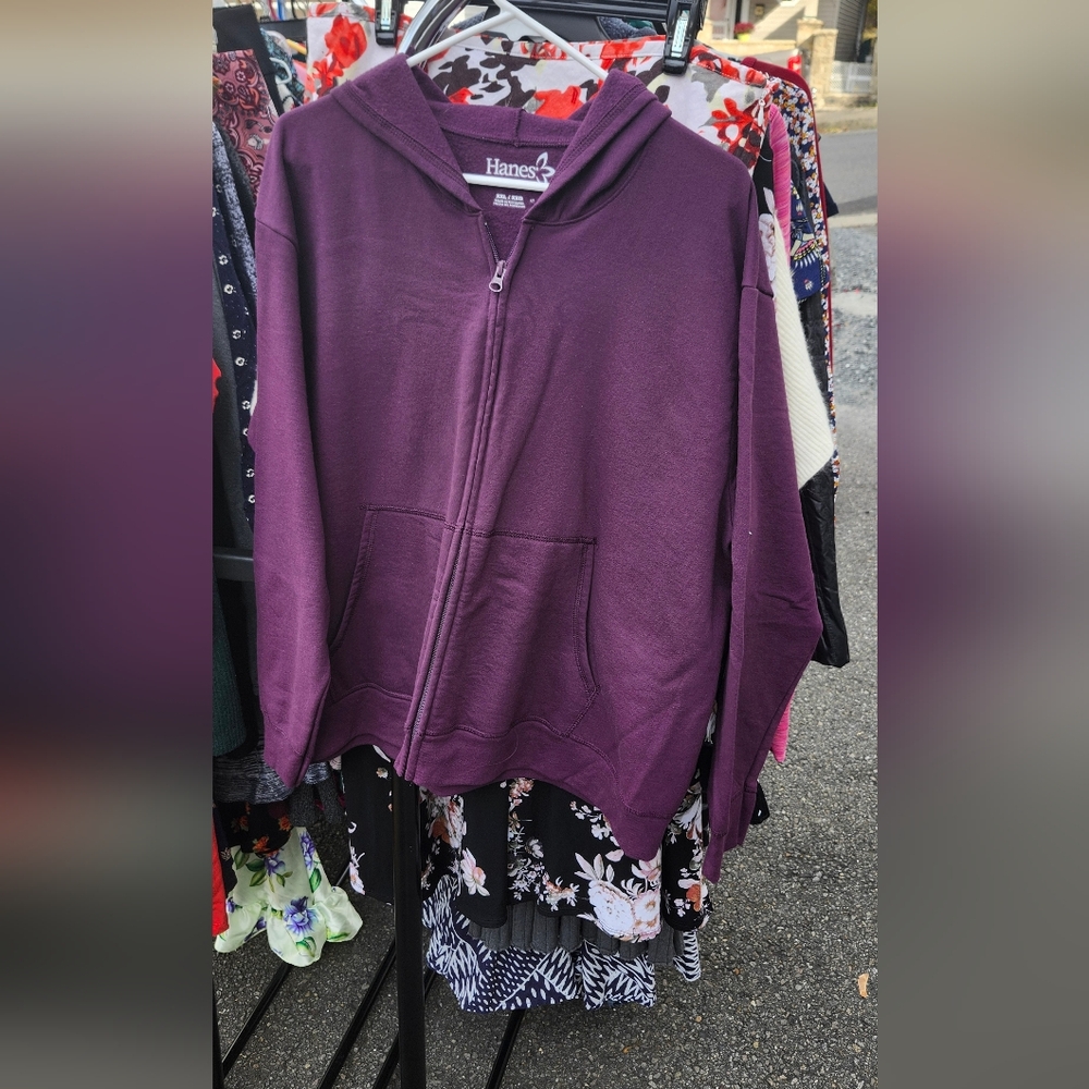5/$10 Sweatshirt